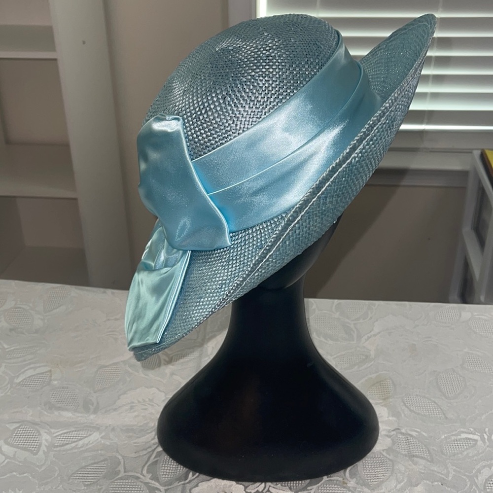 MISS BIERNER BABY BLUE HAT